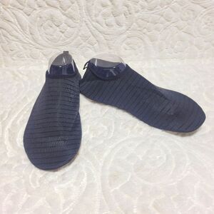 Seekway Water Shower Shoes Black Stripe SK001 Unisex EU 46-47 US 12-12.5 New